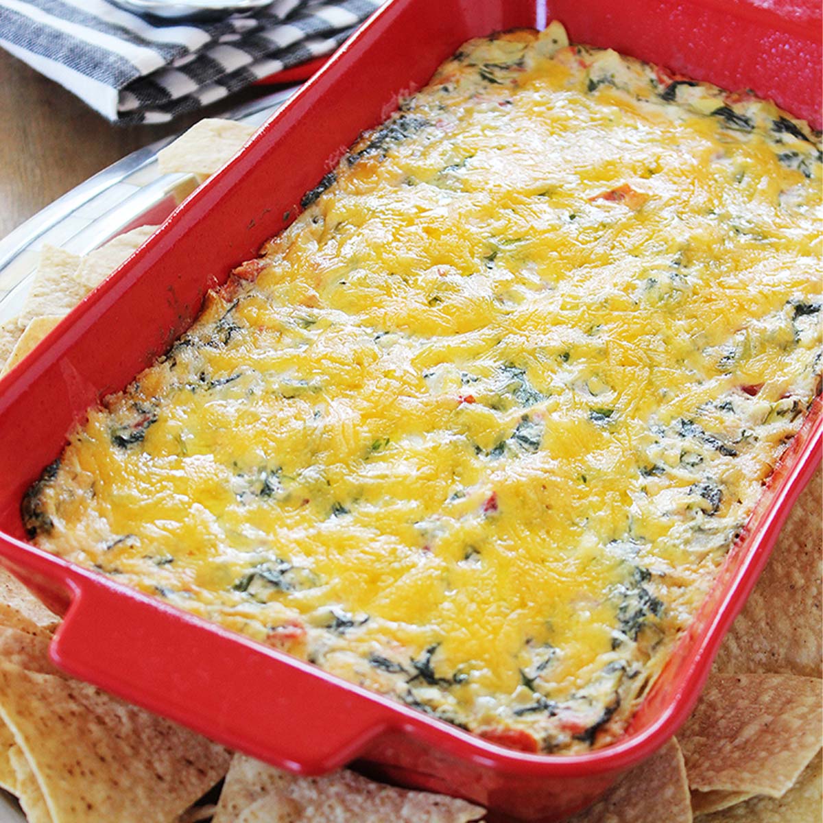 Hot and Cheesy Spinach Artichoke Dip